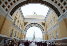 它是俄羅斯聖彼得堡的象徵之一，與冬宮是聯票，卻常常被遊客遺忘