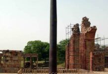 印度第一神秘鐵柱，總重量約6.5噸，歷經千年風吹雨打卻不生銹？