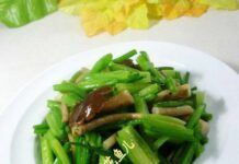 茶樹菇炒芹菜的做法