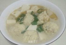雞肉丸子豆腐湯的做法