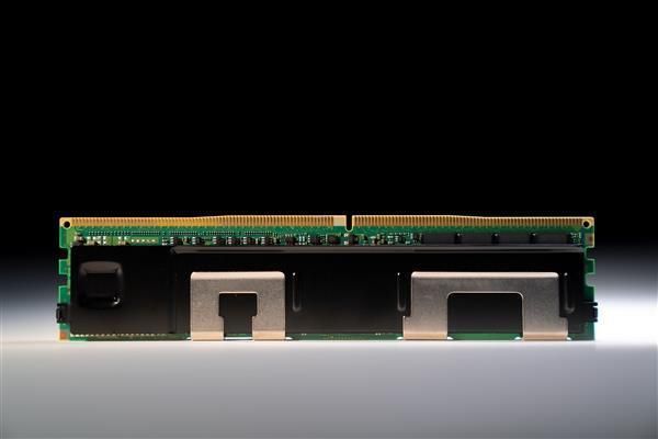 Intel優化傲騰可持續記憶體性能 一個補丁提升116%性能