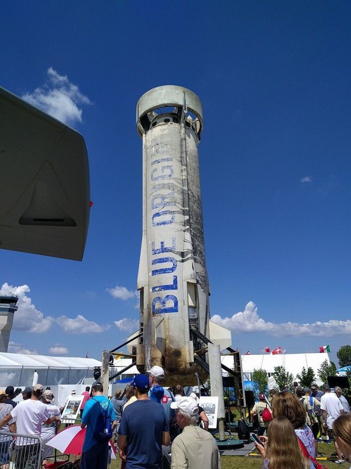 藍色起源公司新火箭發動機廠下周開工 明年或首飛