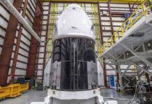 SpaceX載人龍飛船 “Resilience”正在准備發射