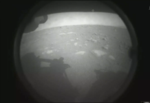 NASA「毅力號」探測器發回其拍攝的第一張火星圖像