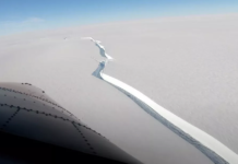一座巨大冰山從南極布倫特冰架脫落  面積與紐約市相當