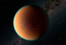 哈勃望遠鏡發現了一顆可能正在重新形成大氣層的行星