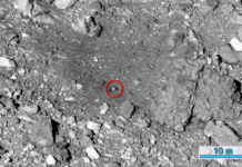 看看美國宇航局的Osiris-Rex小行星探測器在Bennu上留下的印記