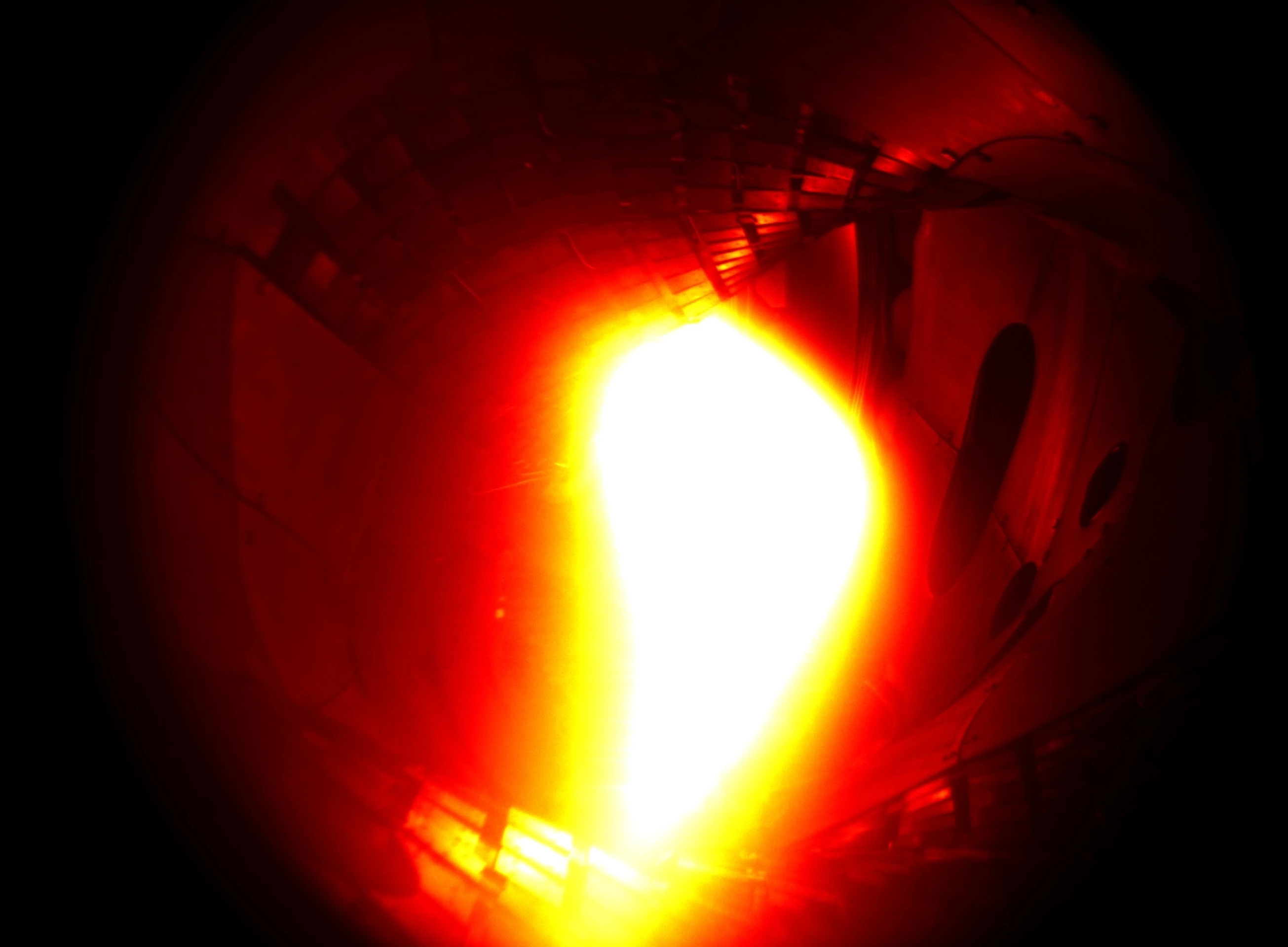 Wendelstein 7-X聚變反應堆新進展：等離子體溫度達到太陽核心的兩倍