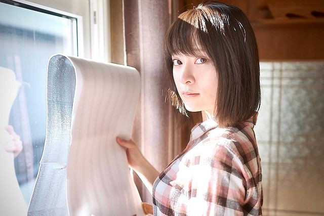 日本「破產美少女」走紅網絡 從城市被迫搬到鄉下的YouTuber正妹