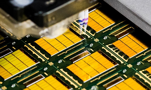 三星記憶體技術突然落後 決定中斷12nm DRAM晶片開發：直上11nm