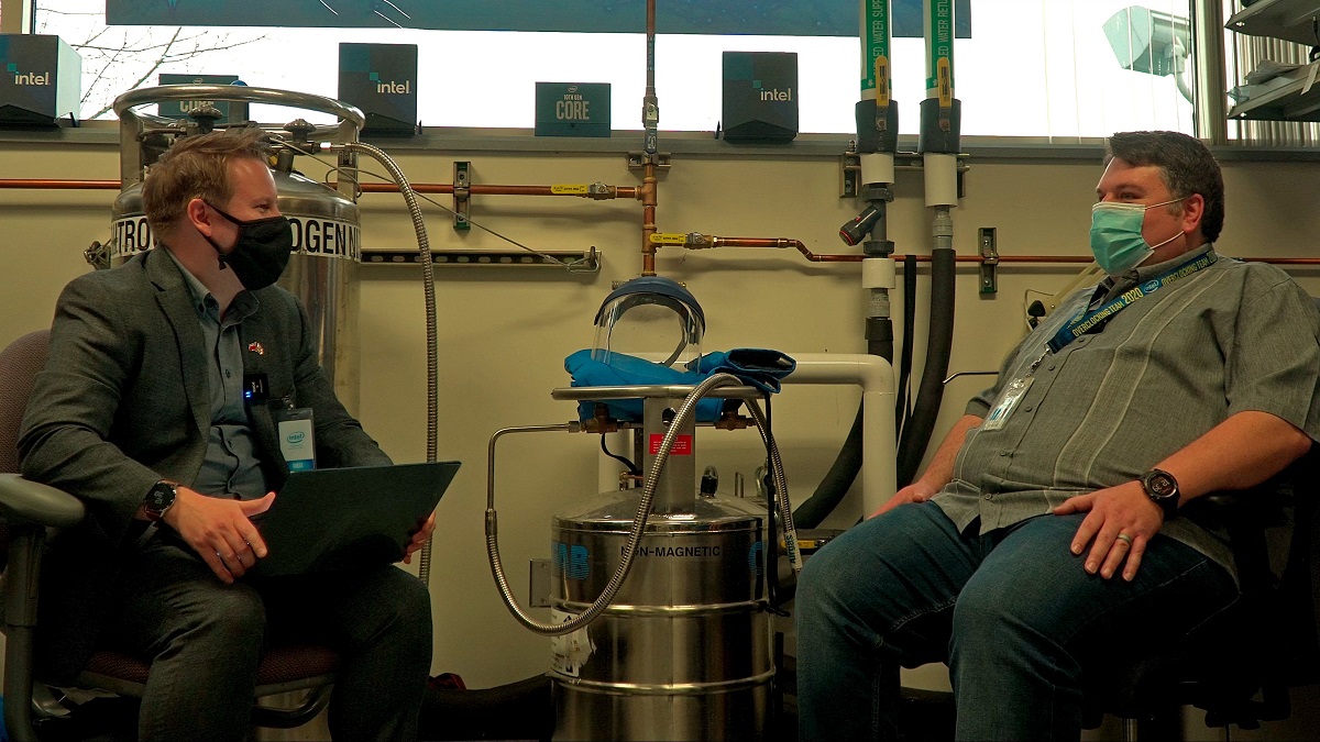英特爾超頻團隊主管Dan Ragland接受專訪：如何調整Alder Lake以提高性能