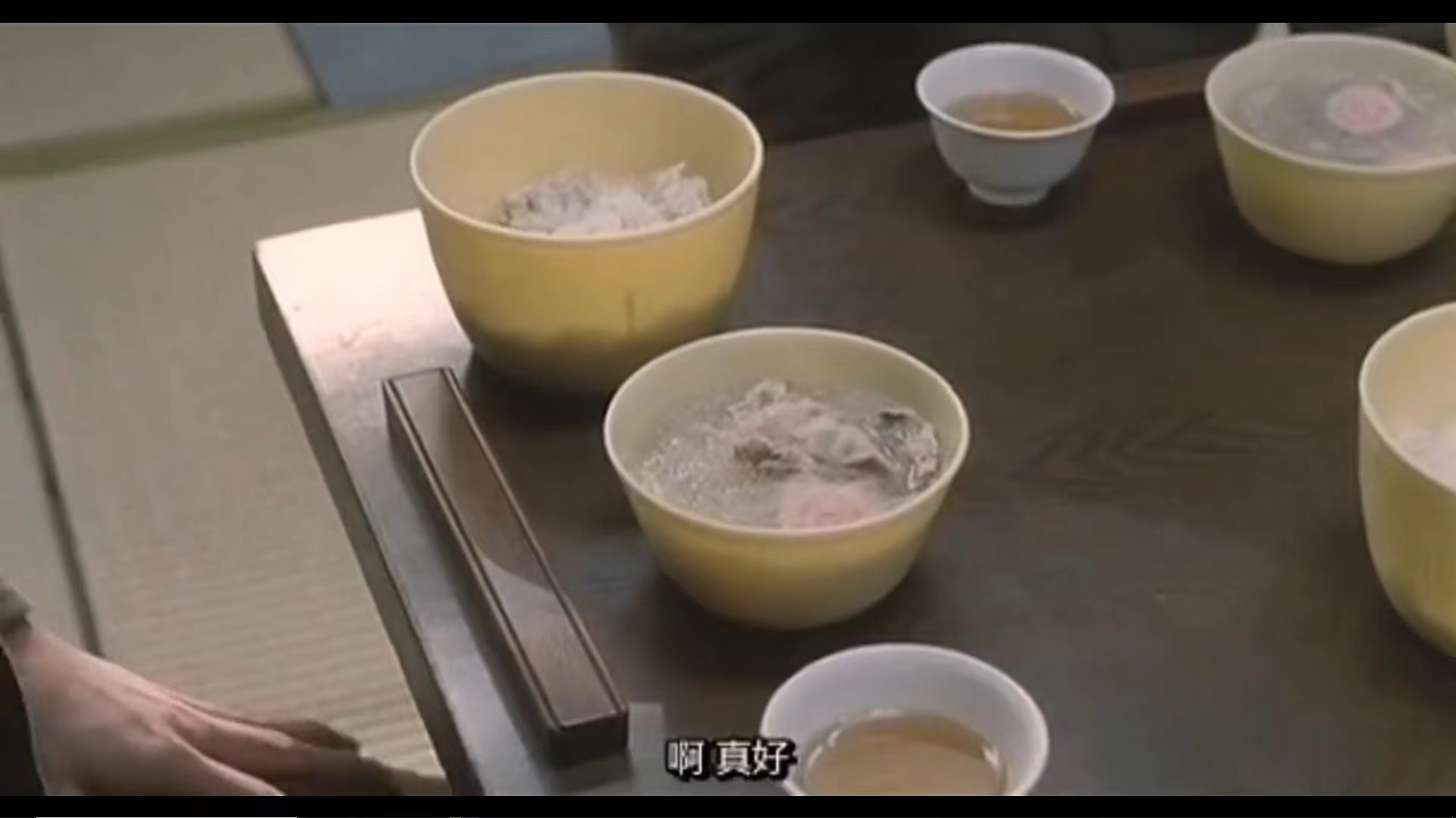 電影《監獄之中》中的現代日本監獄三餐