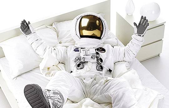 用了 NASA 太空服技術的運動衣，知冷又知熱