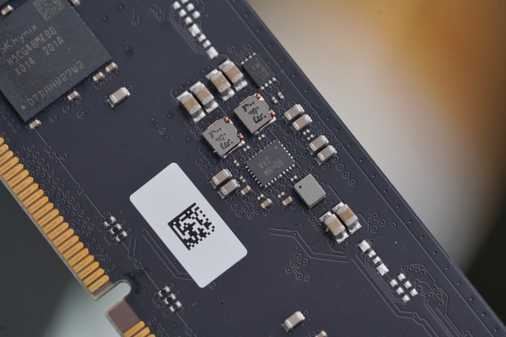 一對2999元 技嘉AORUS RGB DDR5-6000記憶體套裝圖賞