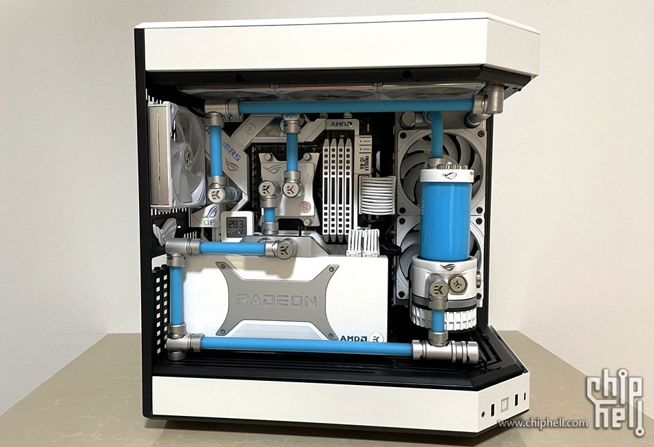 【另類海景房】 HYTE Y60機箱 AMD全家桶 分體水冷裝機展示。。