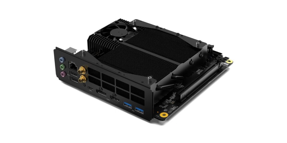 Minisforum BD770i ITX主板開賣：R7 7745HX+雙PCIe 5.0 M2，首發2699元